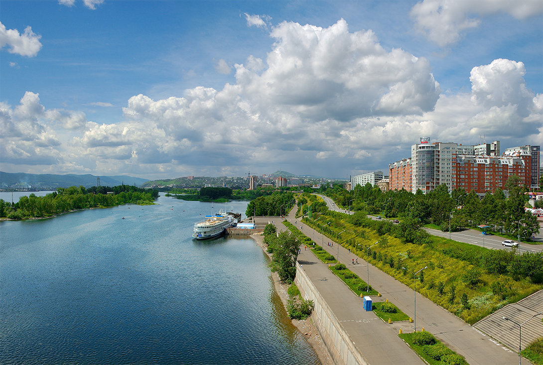 левый берег в красноярске